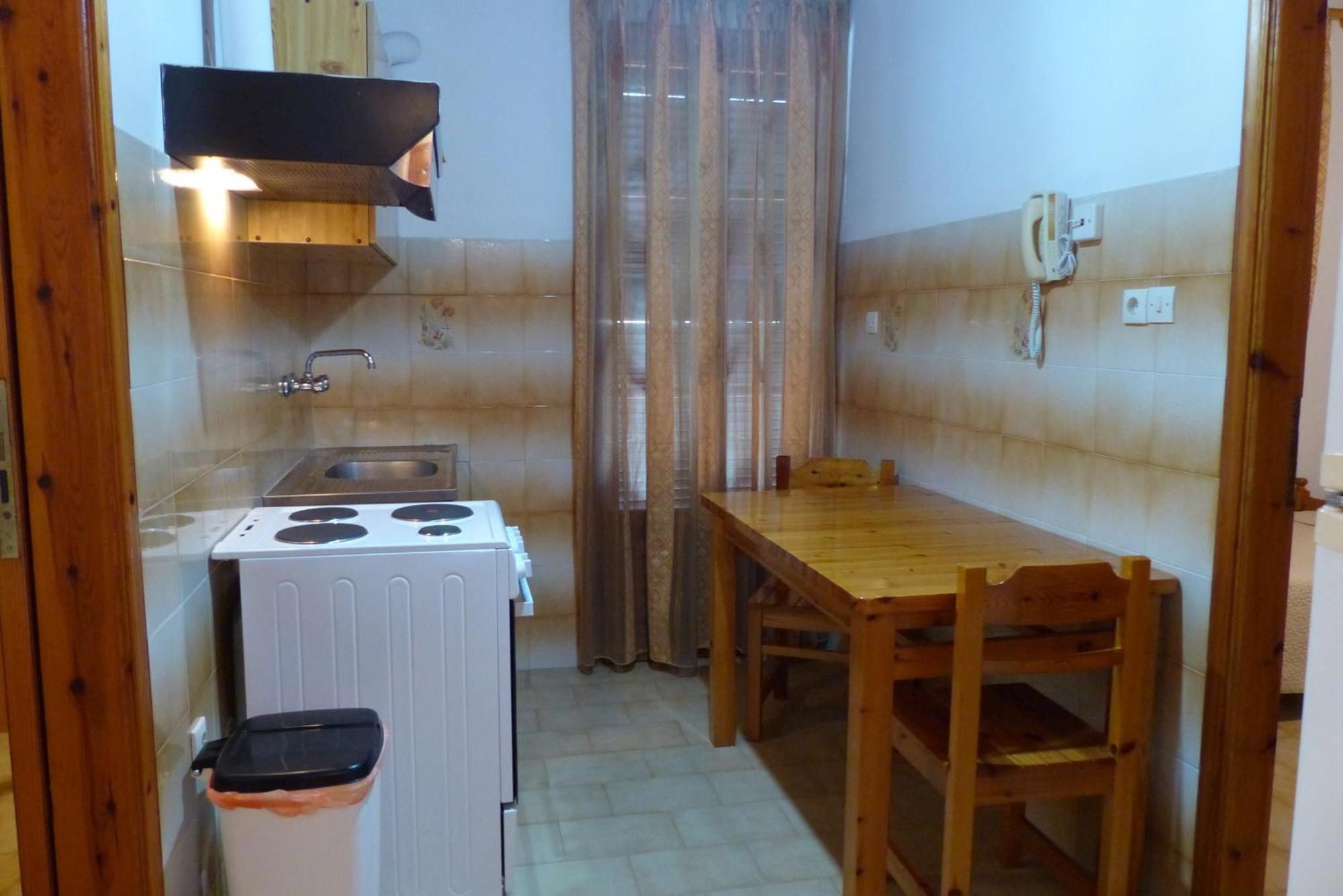 Ferienwohnung Circe Pansion Lixouri Exterior foto