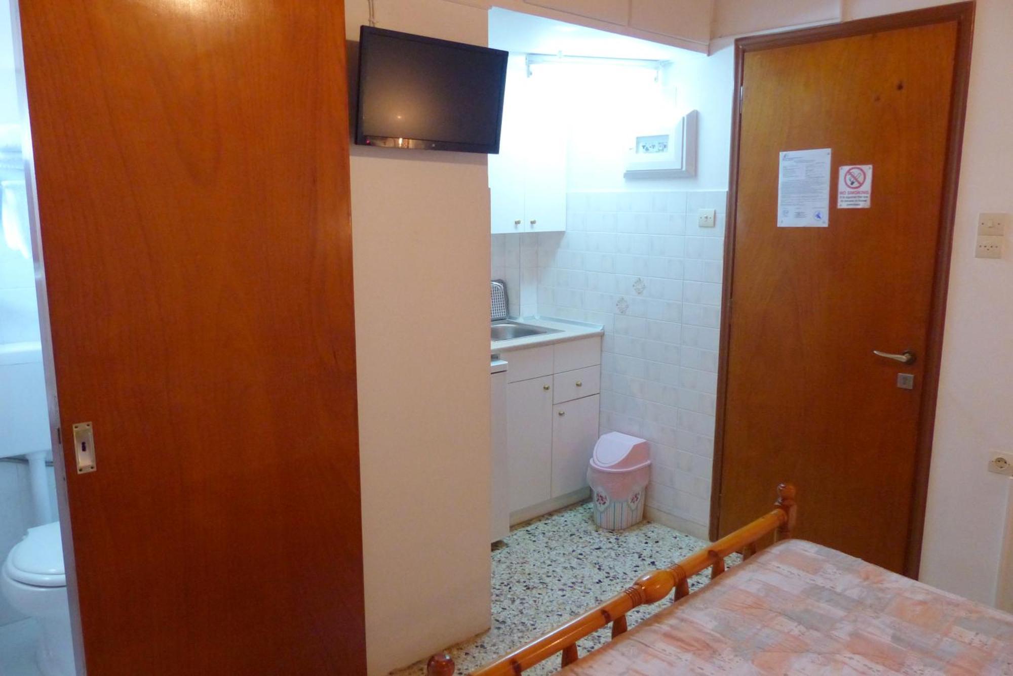 Ferienwohnung Circe Pansion Lixouri Exterior foto